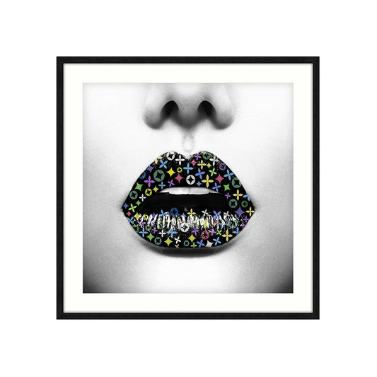 BREATHLESS BLACK LV LIPS PRINT